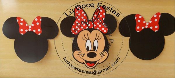 Placa com recorte especial