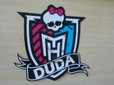 Placa com recorte especial