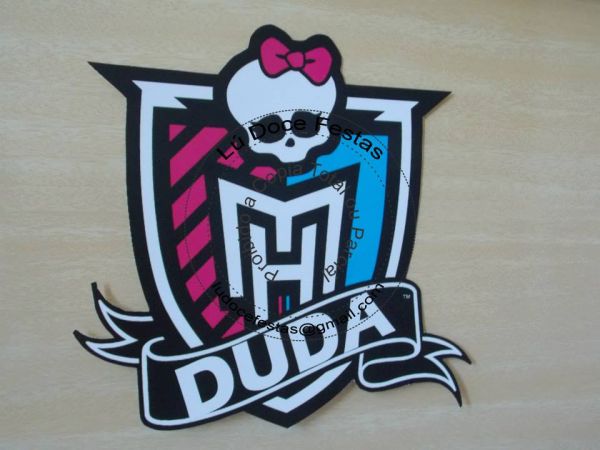 Placa com recorte especial